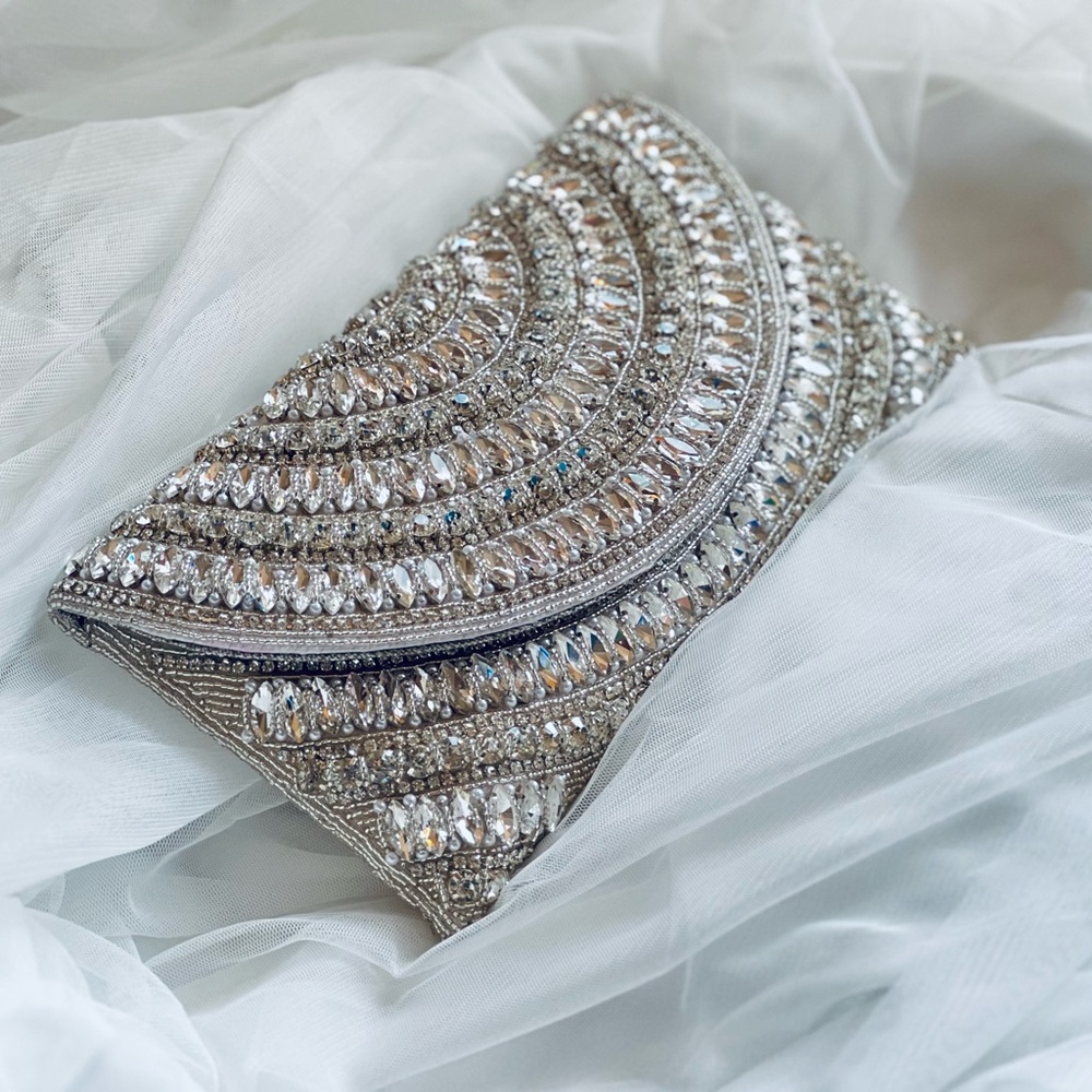 Elegant Silver Crystal Clutch Bag